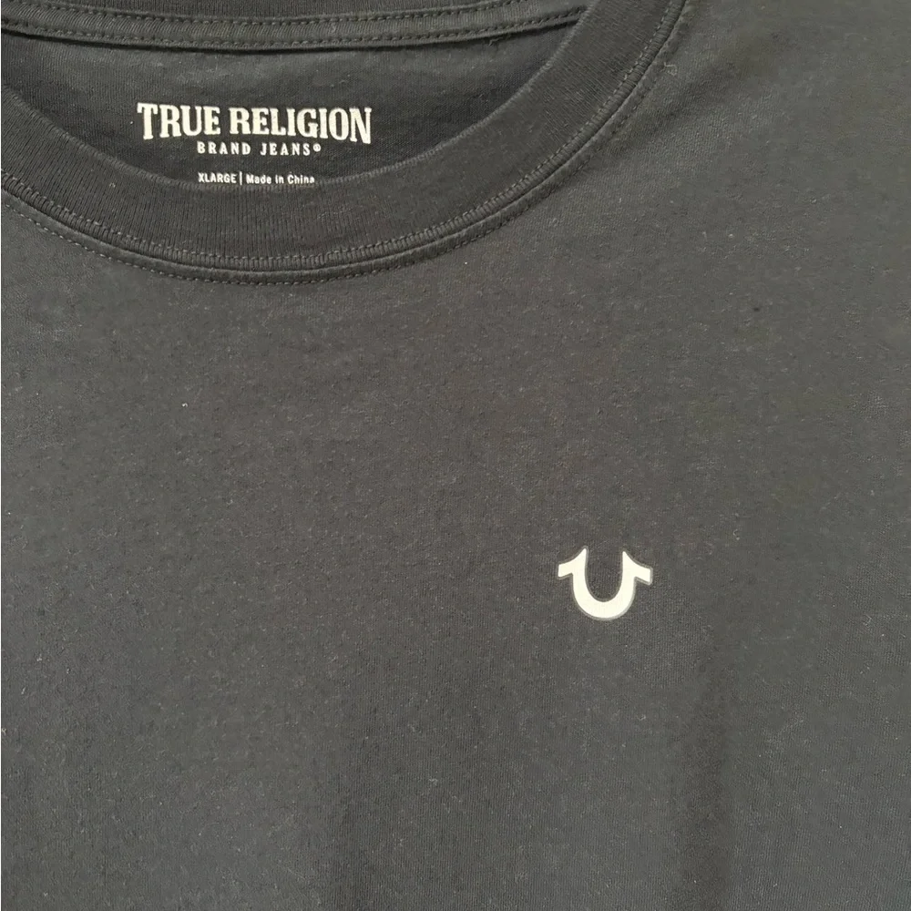 True Religion Black Men's T-Shirt size XL